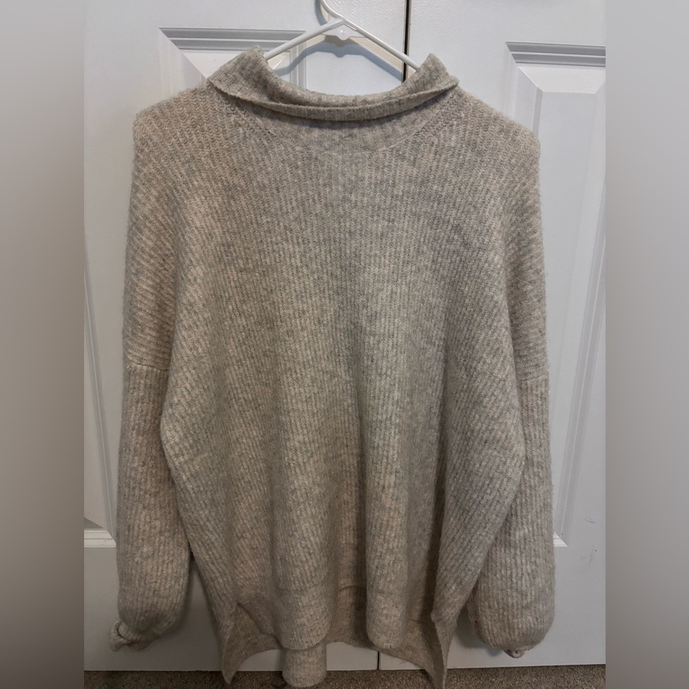 French Connection Light Gray Knit Sweater